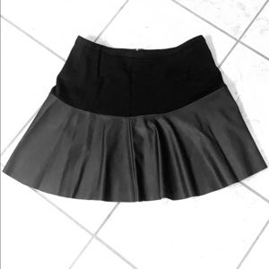 Express mini skirt.